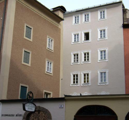 Hotel Schwarzes Roessl Залцбург Екстериор снимка