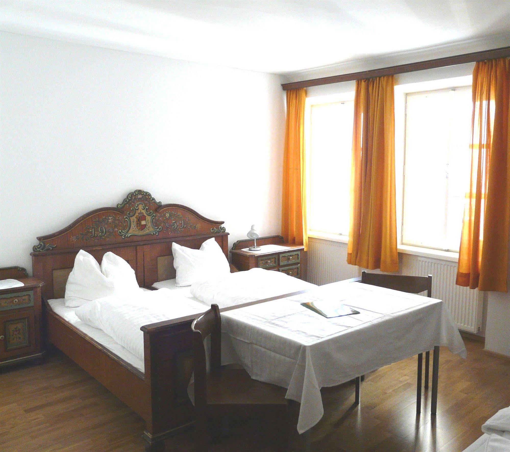 Hotel Schwarzes Roessl Залцбург Екстериор снимка