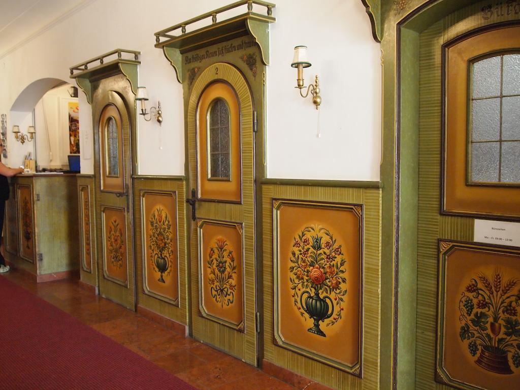 Hotel Schwarzes Roessl Залцбург Екстериор снимка